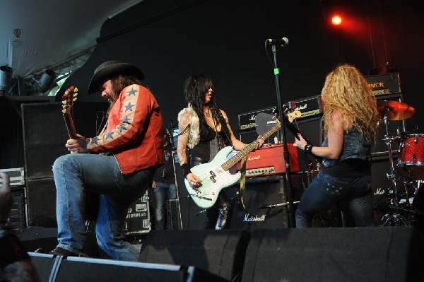 Nashville Pussy at Stubb's BarBQ, Austin, Texas