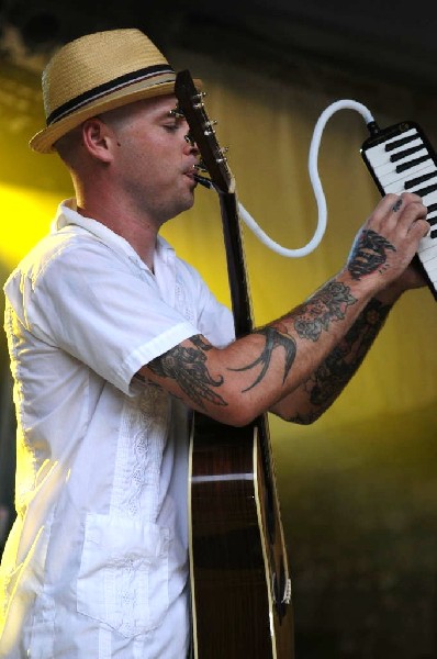 Nathen Maxwell & the Original Bunny Gang at Stubb's BarBQ, Austin, Texa