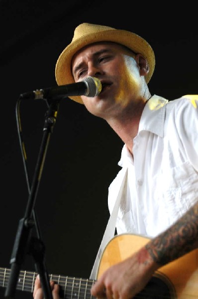 Nathen Maxwell & the Original Bunny Gang at Stubb's BarBQ, Austin, Texa