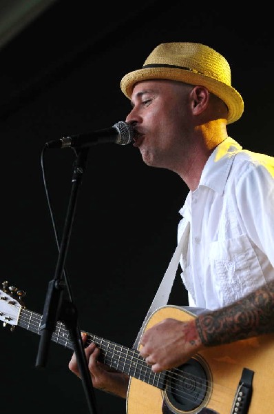 Nathen Maxwell & the Original Bunny Gang at Stubb's BarBQ, Austin, Texa