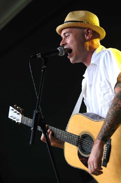 Nathen Maxwell & the Original Bunny Gang at Stubb's BarBQ, Austin, Texa