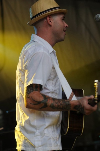 Nathen Maxwell & the Original Bunny Gang at Stubb's BarBQ, Austin, Texa
