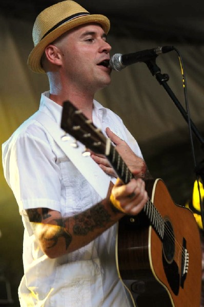 Nathen Maxwell & the Original Bunny Gang at Stubb's BarBQ, Austin, Texa