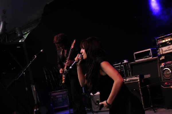 Nico Vega at Stubb's BarBQ 05/12/10