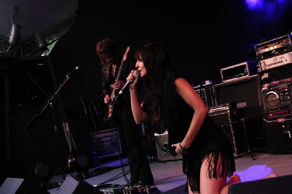 Nico Vega at Stubb's BarBQ 05/12/10