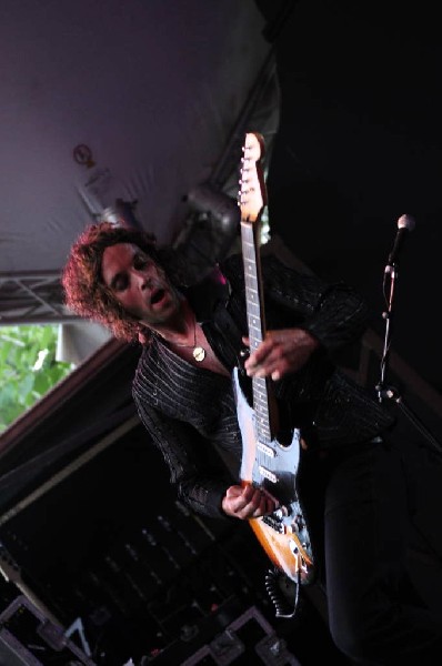 Nico Vega at Stubb's BarBQ 05/12/10