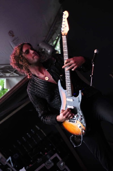 Nico Vega at Stubb's BarBQ 05/12/10