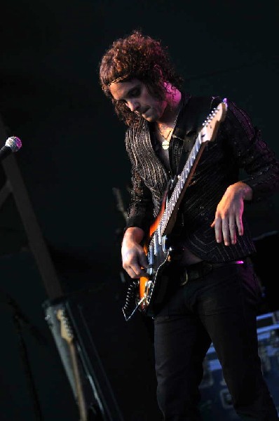 Nico Vega at Stubb's BarBQ 05/12/10