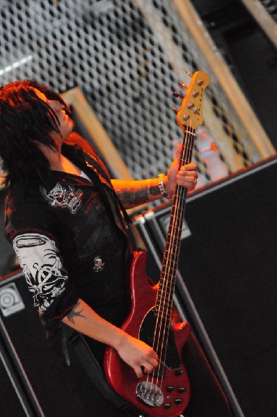 Papa Roach at the Verizon Wireless Amphitheater, Selma, Texas