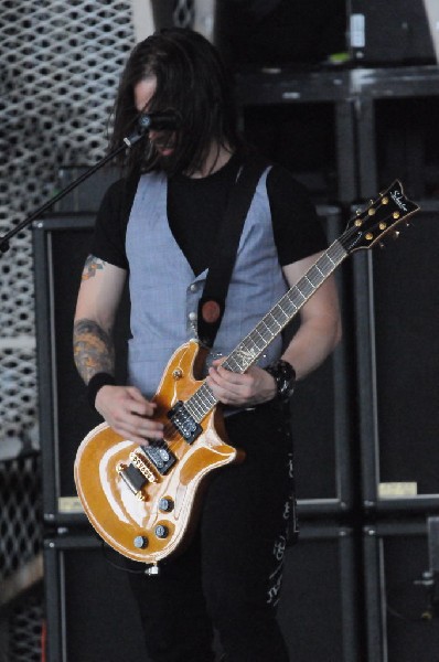 Papa Roach at the Verizon Wireless Amphitheater, Selma, Texas