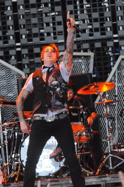 Papa Roach at the Verizon Wireless Amphitheater, Selma, Texas