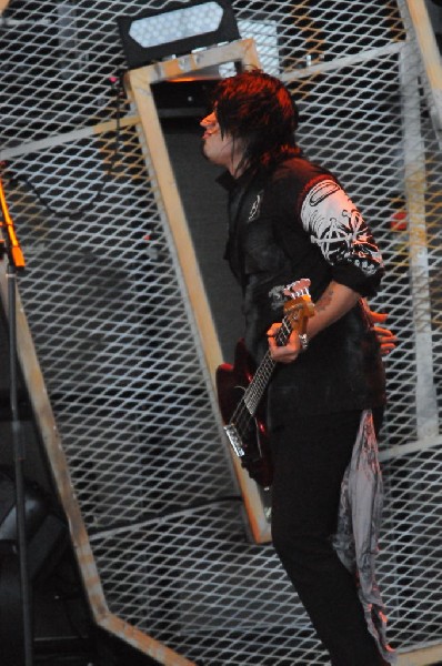 Papa Roach at the Verizon Wireless Amphitheater, Selma, Texas