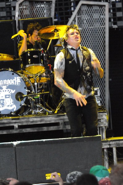 Papa Roach at the Verizon Wireless Amphitheater, Selma, Texas