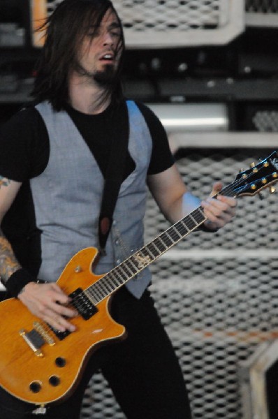 Papa Roach at the Verizon Wireless Amphitheater, Selma, Texas