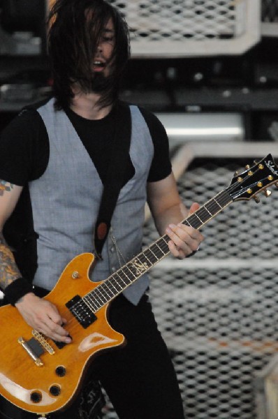 Papa Roach at the Verizon Wireless Amphitheater, Selma, Texas