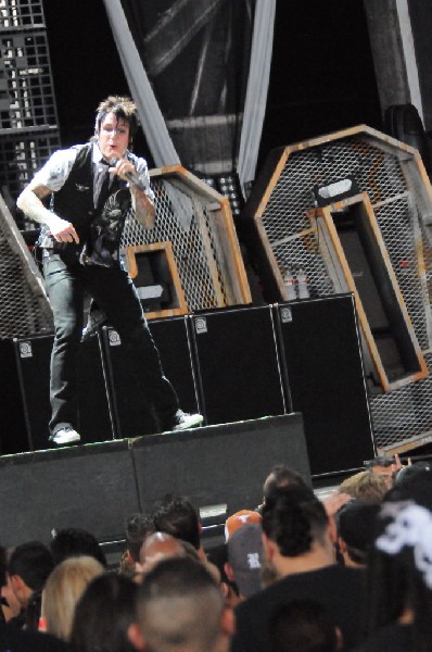 Papa Roach at the Verizon Wireless Amphitheater, Selma, Texas