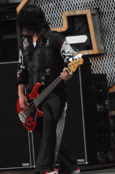 Papa Roach at the Verizon Wireless Amphitheater, Selma, Texas