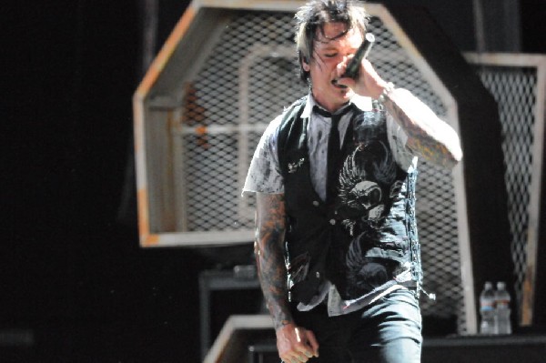 Papa Roach at the Verizon Wireless Amphitheater, Selma, Texas