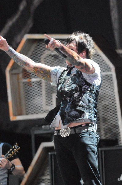 Papa Roach at the Verizon Wireless Amphitheater, Selma, Texas