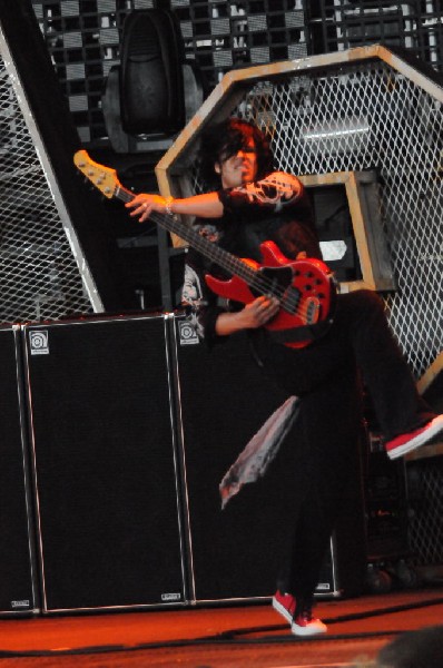 Papa Roach at the Verizon Wireless Amphitheater, Selma, Texas