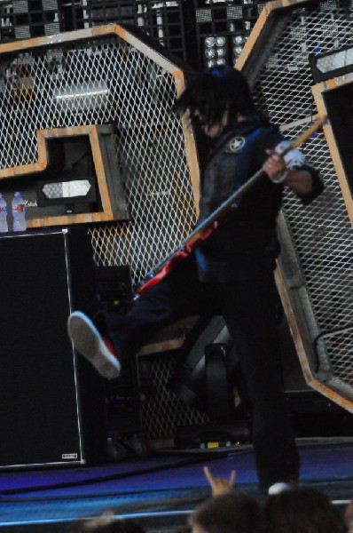 Papa Roach at the Verizon Wireless Amphitheater, Selma, Texas