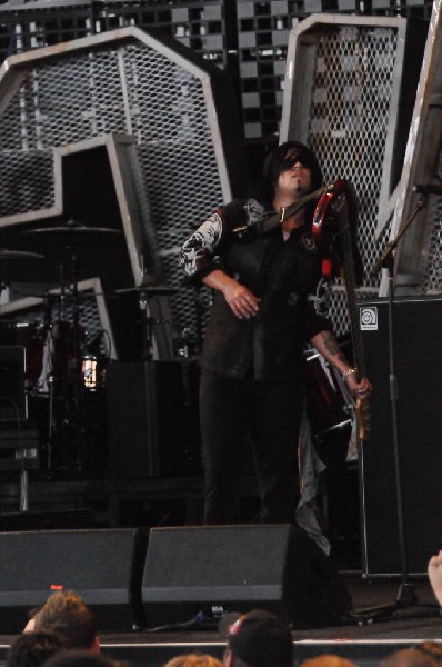 Papa Roach at the Verizon Wireless Amphitheater, Selma, Texas