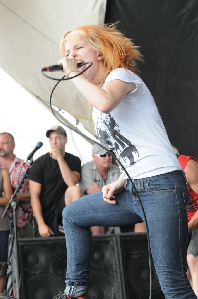Paramore on the Route 66 Stage, Warped Tour, Verizon Wireless Amphitheater,