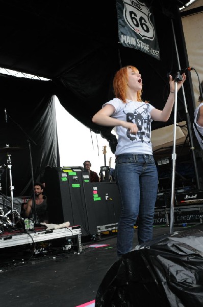 Paramore on the Route 66 Stage, Warped Tour, Verizon Wireless Amphitheater,