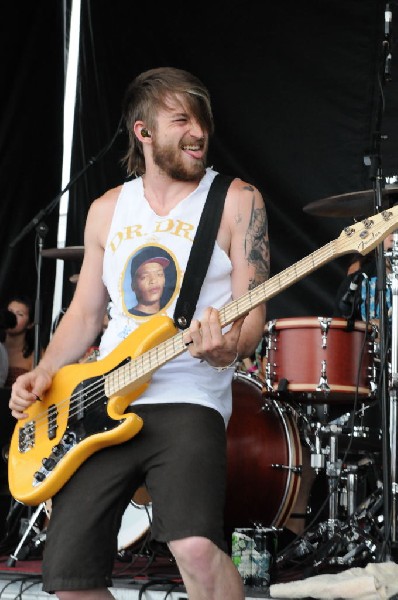 Paramore on the Route 66 Stage, Warped Tour, Verizon Wireless Amphitheater,