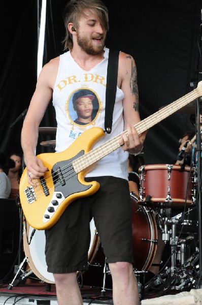 Paramore on the Route 66 Stage, Warped Tour, Verizon Wireless Amphitheater,