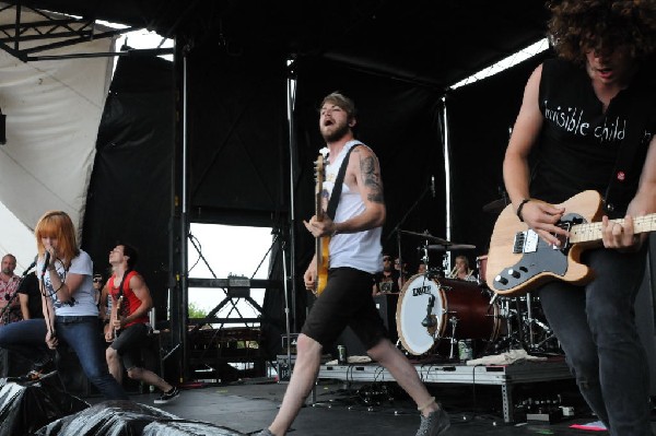 Paramore on the Route 66 Stage, Warped Tour, Verizon Wireless Amphitheater,