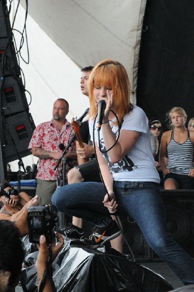 Paramore on the Route 66 Stage, Warped Tour, Verizon Wireless Amphitheater,
