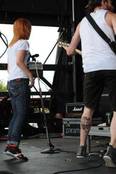 Paramore on the Route 66 Stage, Warped Tour, Verizon Wireless Amphitheater,