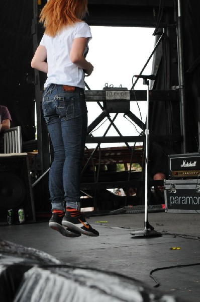 Paramore on the Route 66 Stage, Warped Tour, Verizon Wireless Amphitheater,