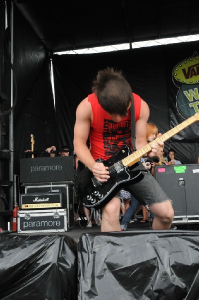 Paramore on the Route 66 Stage, Warped Tour, Verizon Wireless Amphitheater,