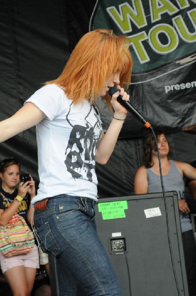Paramore on the Route 66 Stage, Warped Tour, Verizon Wireless Amphitheater,
