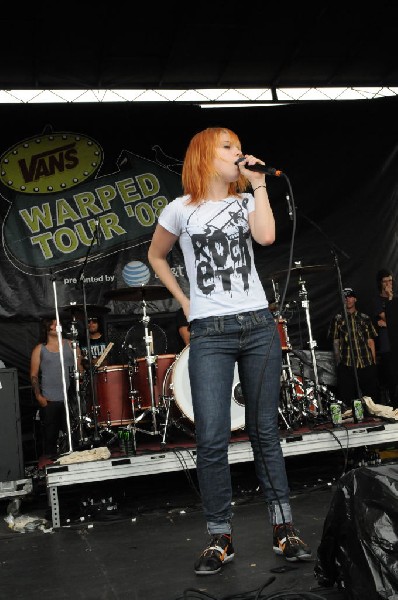 Paramore on the Route 66 Stage, Warped Tour, Verizon Wireless Amphitheater,
