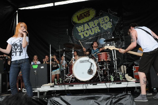 Paramore on the Route 66 Stage, Warped Tour, Verizon Wireless Amphitheater,
