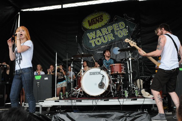 Paramore on the Route 66 Stage, Warped Tour, Verizon Wireless Amphitheater,