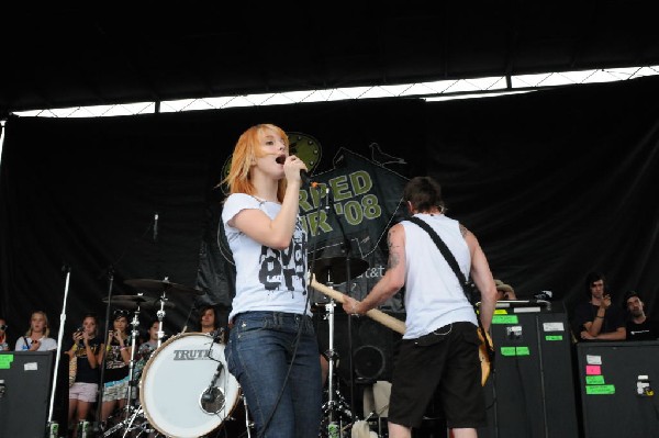 Paramore on the Route 66 Stage, Warped Tour, Verizon Wireless Amphitheater,