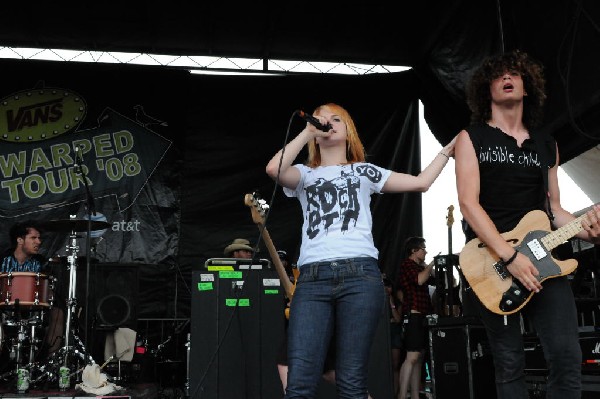 Paramore on the Route 66 Stage, Warped Tour, Verizon Wireless Amphitheater,