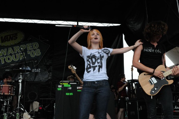 Paramore on the Route 66 Stage, Warped Tour, Verizon Wireless Amphitheater,