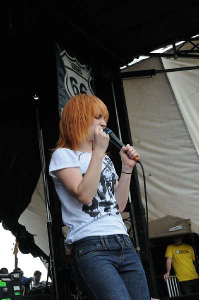 Paramore on the Route 66 Stage, Warped Tour, Verizon Wireless Amphitheater,