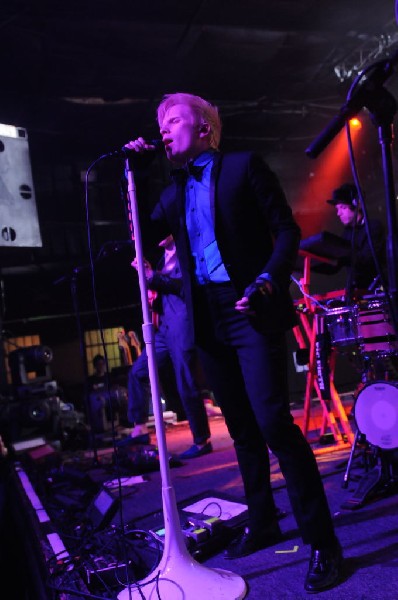 Patrick Stump at La Zona Rosa, Austin, Texas 10/19/11 - photo by Jeff Barri