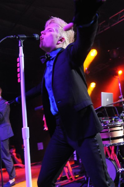 Patrick Stump at La Zona Rosa, Austin, Texas 10/19/11 - photo by Jeff Barri