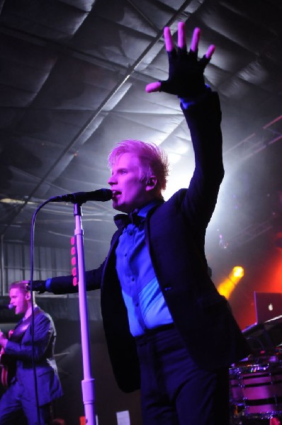 Patrick Stump at La Zona Rosa, Austin, Texas 10/19/11 - photo by Jeff Barri