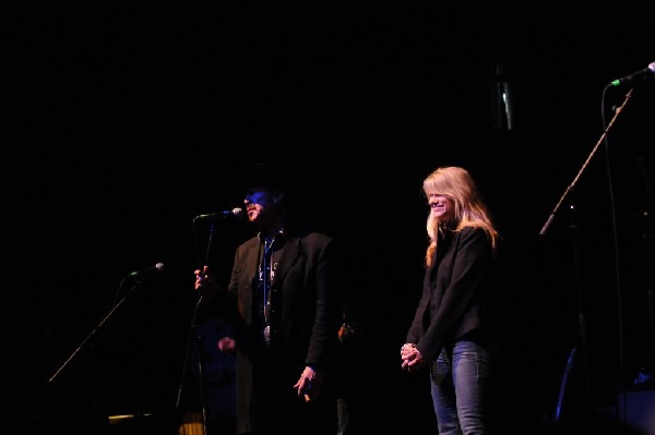 Paula Nelson at the Help Austin Help Haiti Benefit, Austin Music Hall