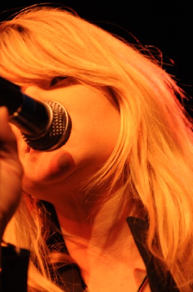 Paula Nelson at the Help Austin Help Haiti Benefit, Austin Music Hall