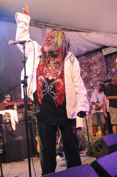 George Clinton and Parliament Funkadelic at Stubb's BarBQ, Austin Texas, 04