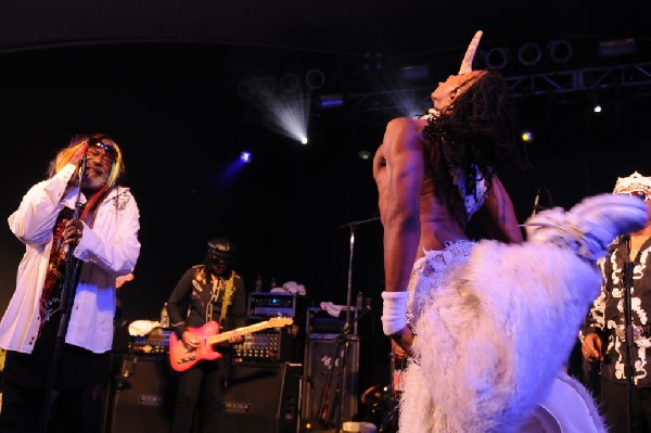 George Clinton and Parliament Funkadelic at Stubb's BarBQ, Austin Texas, 04